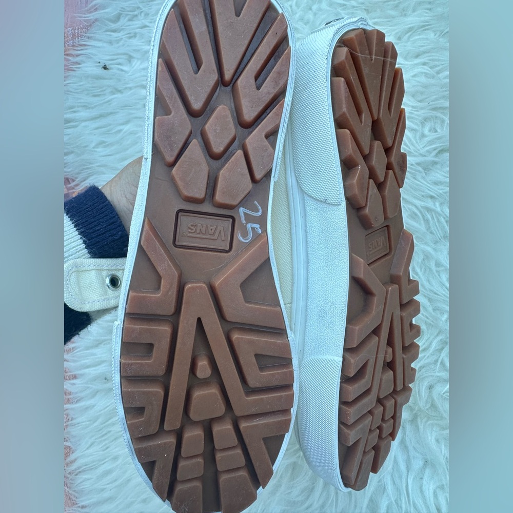 Vans Mary Jane Style 93 Buckle Strap Women’s Shoes Classic White Canvas - Picture 3 of 9